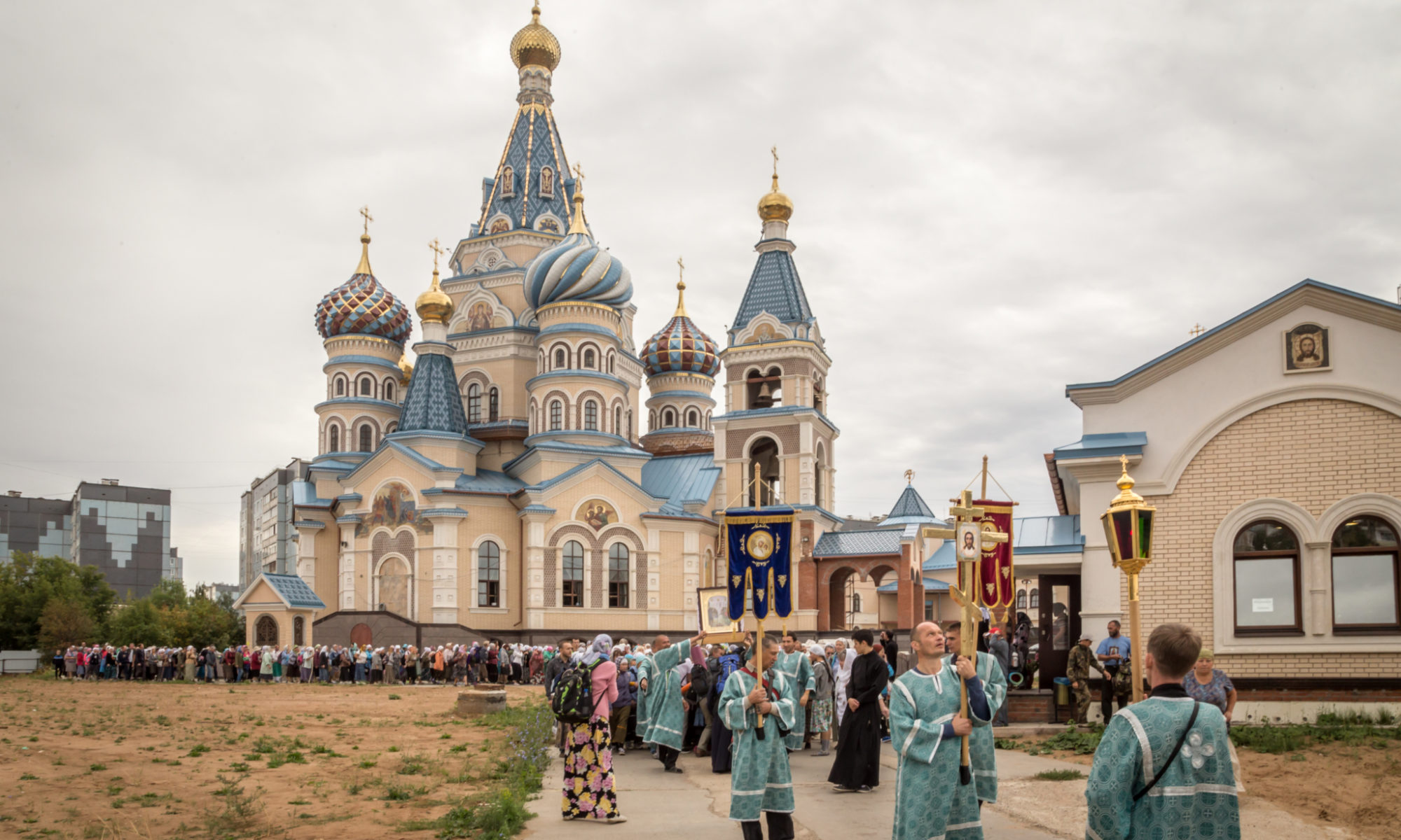 покаянный крестный ход на праздник Успения Пресвятой Богородицы